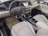 Hyundai Sonata-16