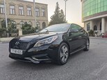 Hyundai Sonata-2