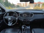 Kia Sorento-11