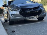Hyundai Elantra-4