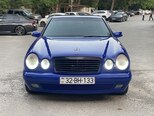 Mercedes E 240-11