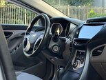 Hyundai Elantra-17