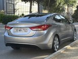Hyundai Elantra-10