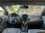 Hyundai Elantra-18
