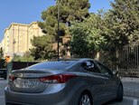 Hyundai Elantra-14