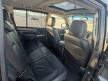 Mitsubishi Pajero-7