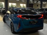 Toyota Prius-3