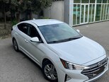 Hyundai Elantra-4