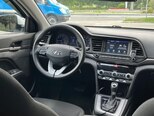 Hyundai Elantra-15
