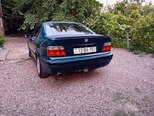 BMW 320-2