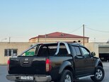 Nissan Navara-2