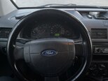 Ford Tourneo Connect-7