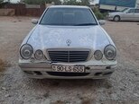 Mercedes E 200-1