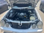 Mercedes E 240-2