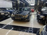 Mercedes E 260-1