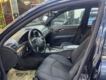 Mercedes E 260-10
