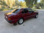 Mercedes 190-5