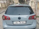 Volkswagen Passat-5