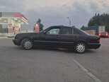 Mercedes E 280-2