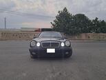 Mercedes E 280-1
