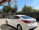 Hyundai Avante-4