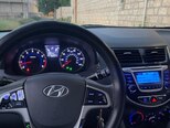 Hyundai Accent-14