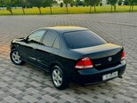 Nissan Sunny-4