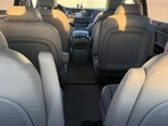 Kia Carnival-11