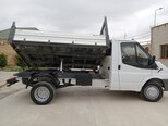 Ford Transit-16