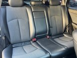 Mercedes E 220-11