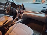 Hyundai Elantra-9