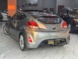Hyundai Veloster-7