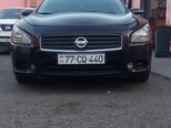 Nissan Maxima-1