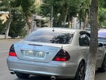 Mercedes E 270-2