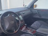 Mercedes E 240-3
