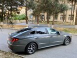 Hyundai Sonata-11