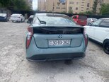 Toyota Prius-5
