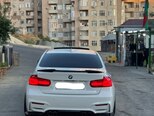 BMW 330-2