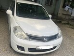 Nissan Tiida-1
