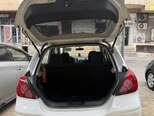 Nissan Tiida-14
