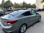 Hyundai Elantra-3