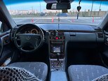 Mercedes E 240-8