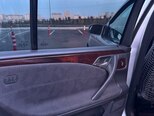 Mercedes E 240-13