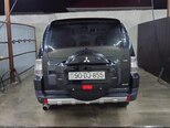Mitsubishi Pajero-2