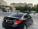 Hyundai Accent-4