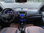Hyundai Accent-13