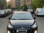 Hyundai Accent-1