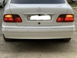 Mercedes E 270-11