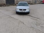 Volkswagen Passat-12