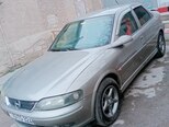 Opel Vectra-11
